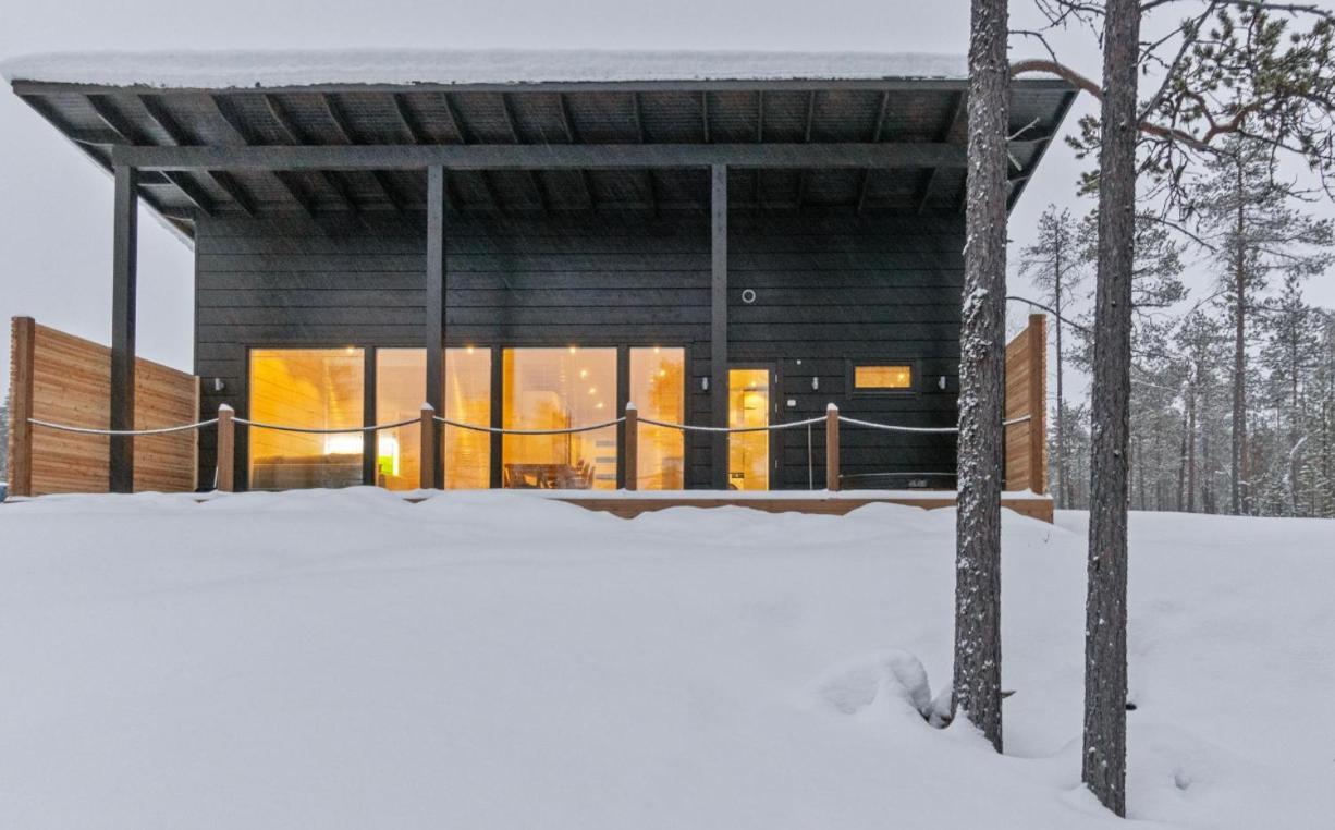 Villa Paadari Enare Eksteriør bilde